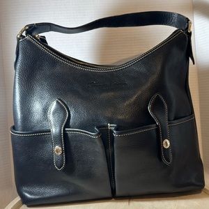 Dooney&Bourke black shoulder bag